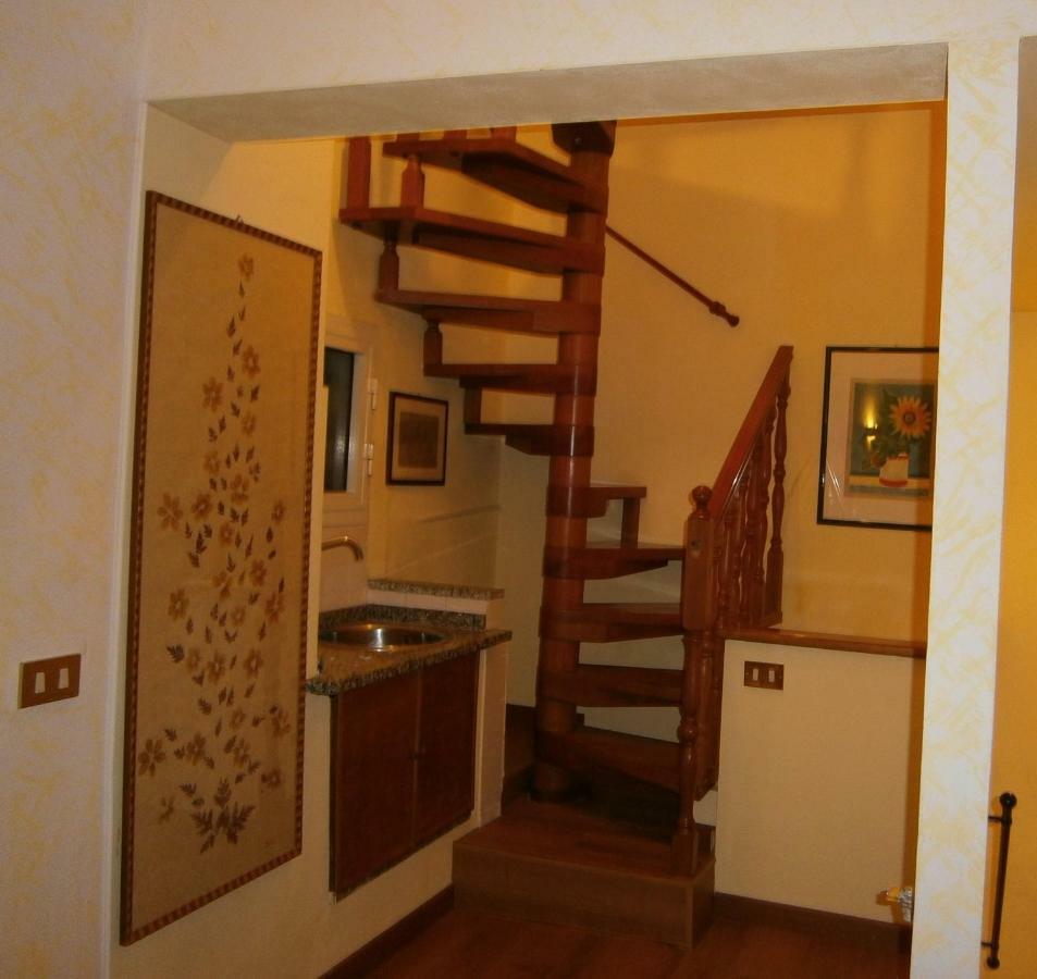 Pietrarosa Apartment Lucca Exterior photo